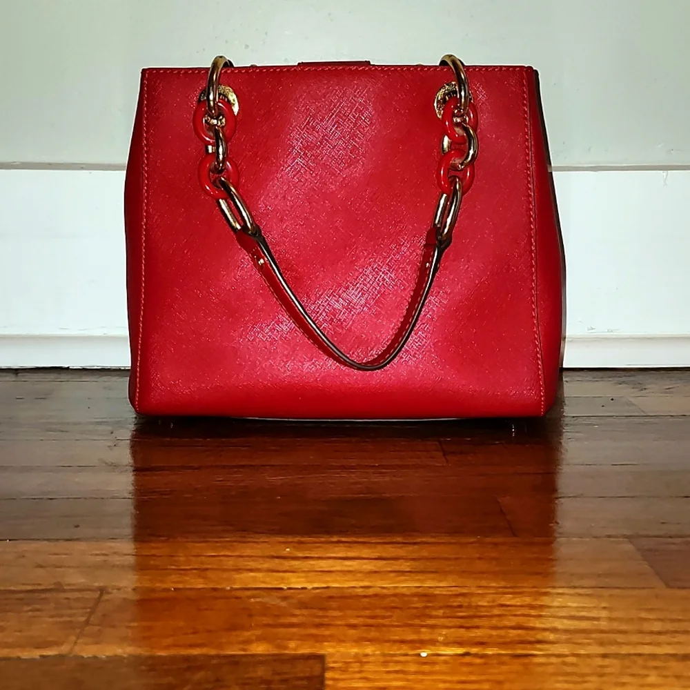 ⭐️ Michael Kors Cynthia Small Satchel